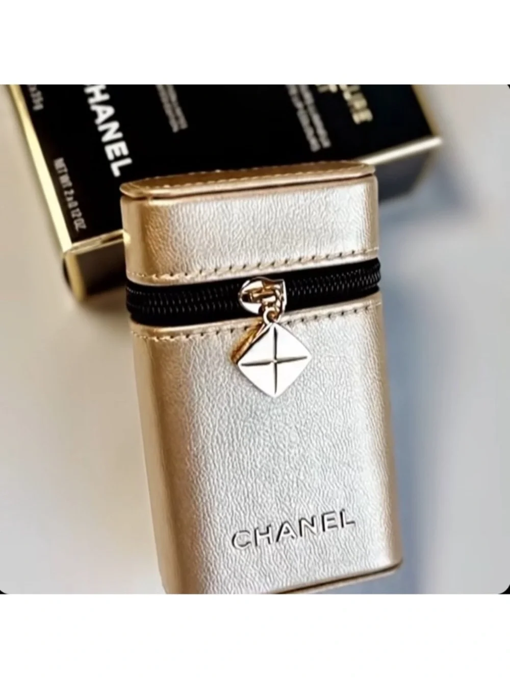 NWT- Limited Edition Chanel 6 pc Set Rouge Allure Lipstick in Gold Case Sold Out - Picture 7 of 9